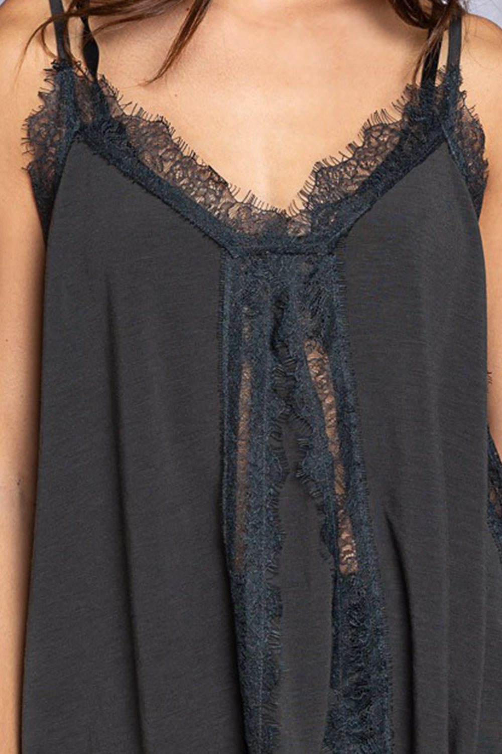 POL Lace Detail V-Neck Cami